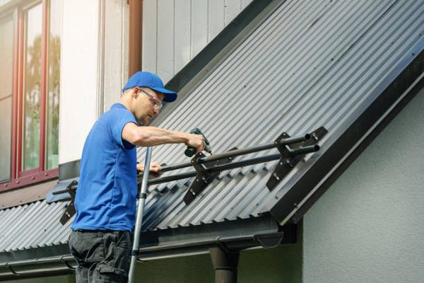 Roof Replacement vs. Repair: Making the Right Choice